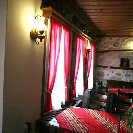 מלון Djudjeva Kyshta 3*