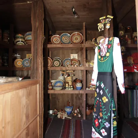 מלון Djudjeva Kyshta פנגיורישטה