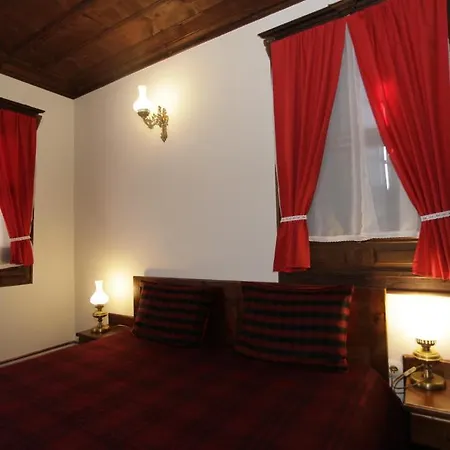 מלון Djudjeva Kyshta פנגיורישטה