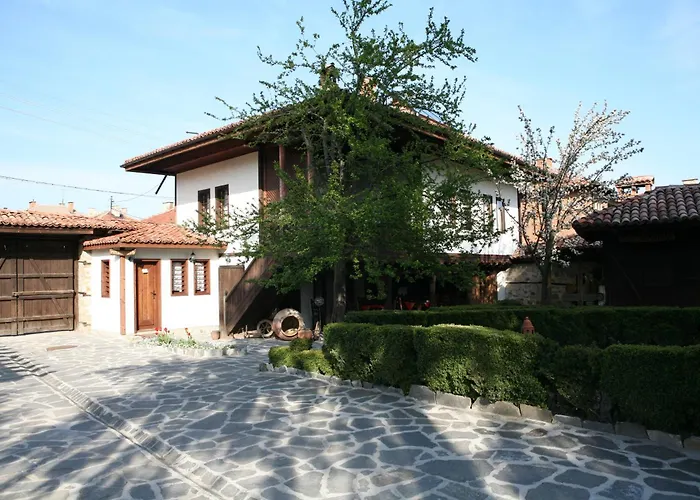 ホテル Djudjeva Kyshta 3*